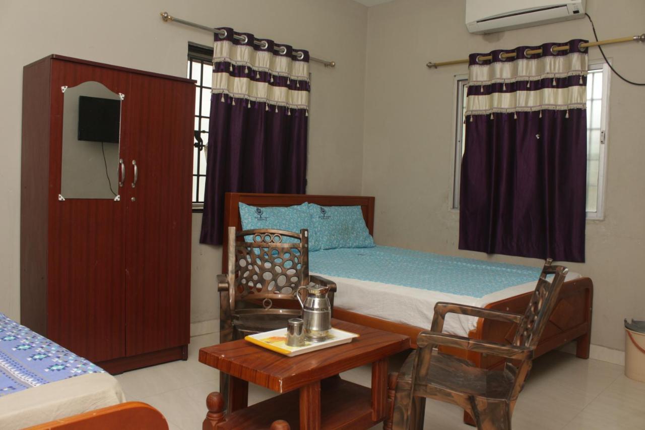 Selvamurugan Residency Hotel Rameshwaram Exterior photo